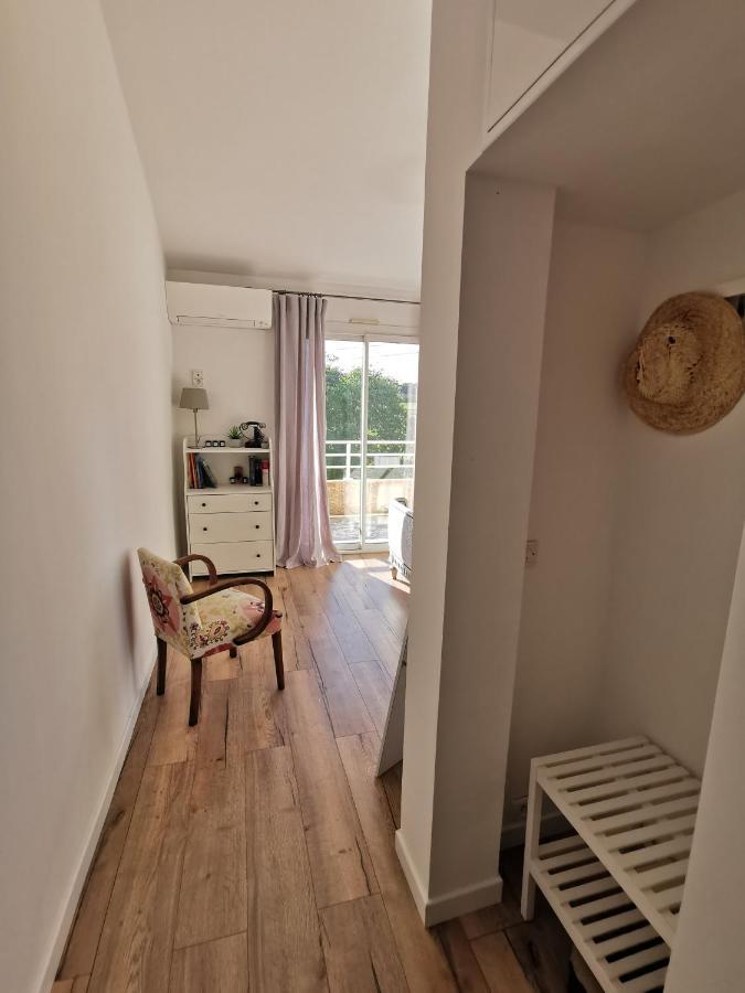 La Chambre Du Saunei Castelnau-de-Guers Экстерьер фото